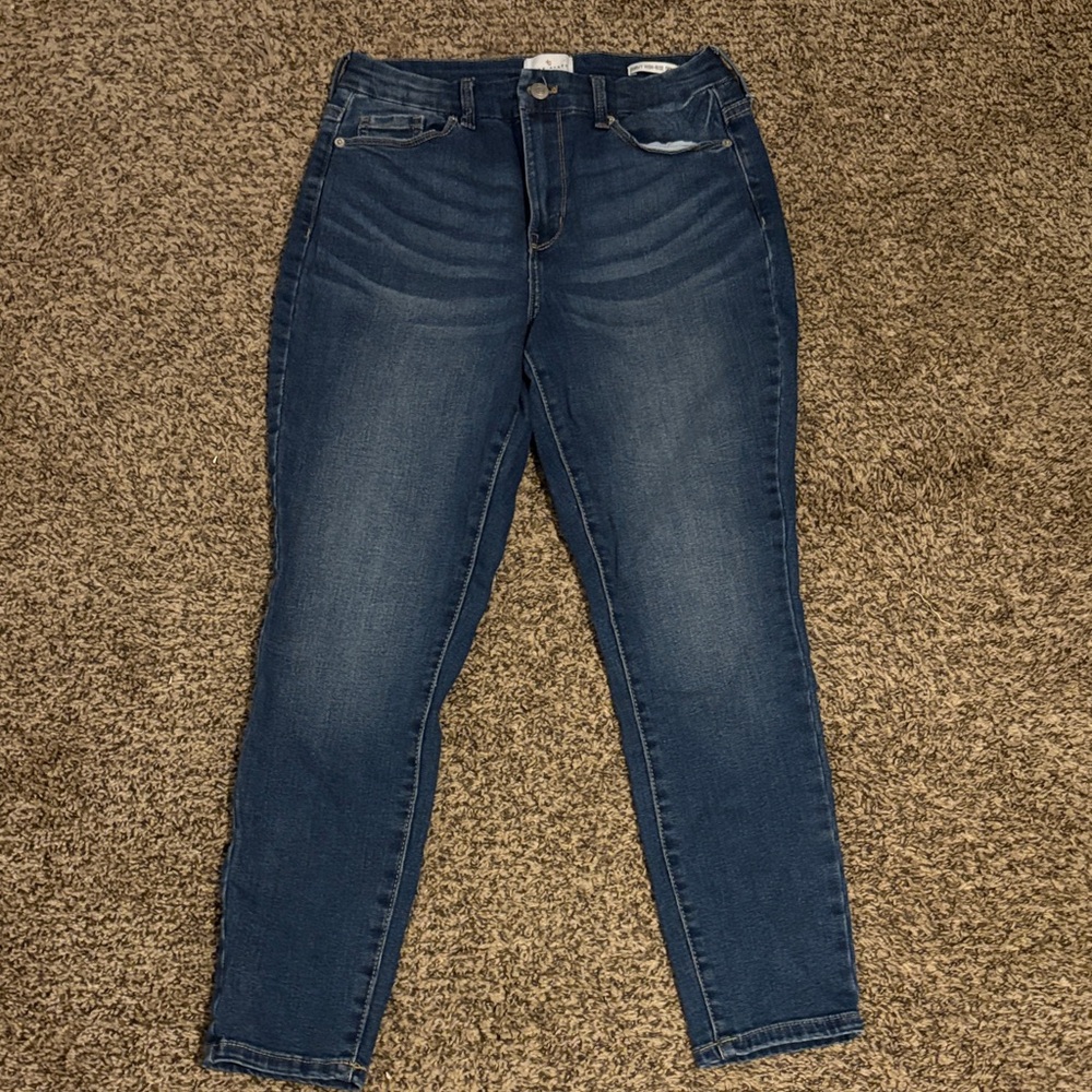 True Craft Women's Dark Blue Curvy High-Rise Skinny Jeans Size 8